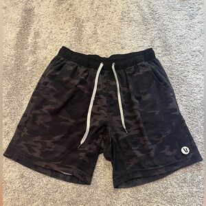 ✨Vuori✨ | Kore Camouflage Shorts